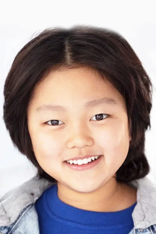 Aidyn James Ahn fotoğrafı