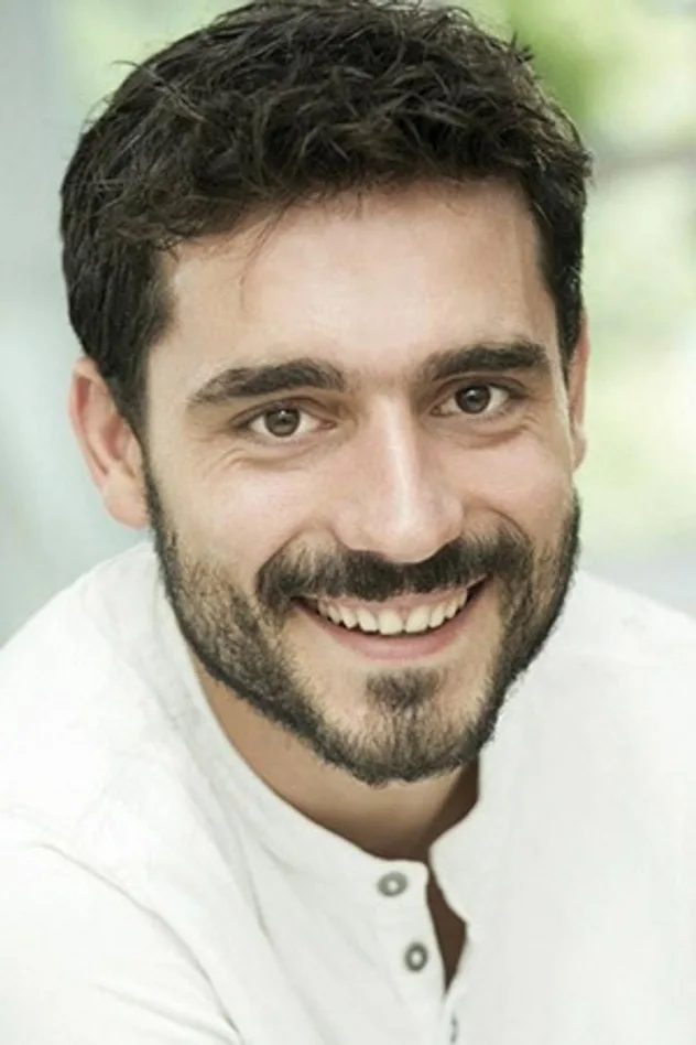Ádám Tompa fotoğrafı