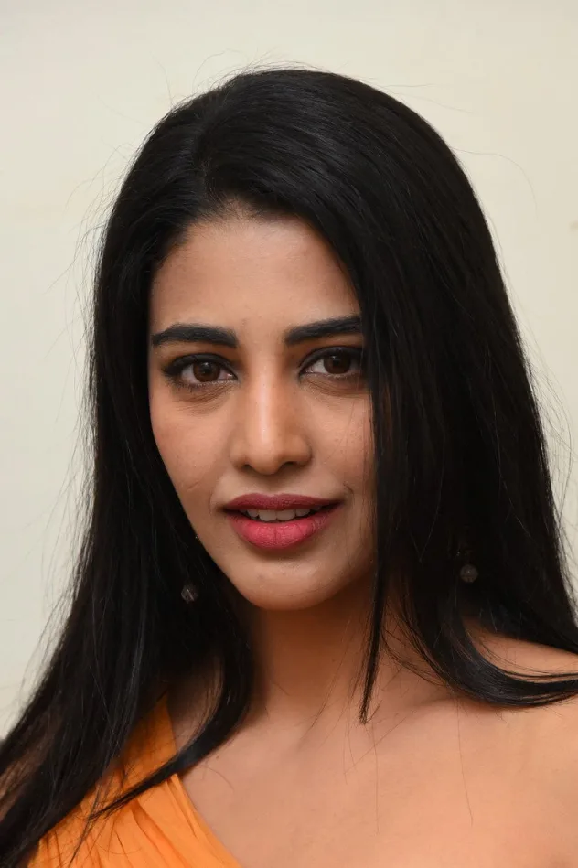 Daksha Nagarkar fotoğrafı