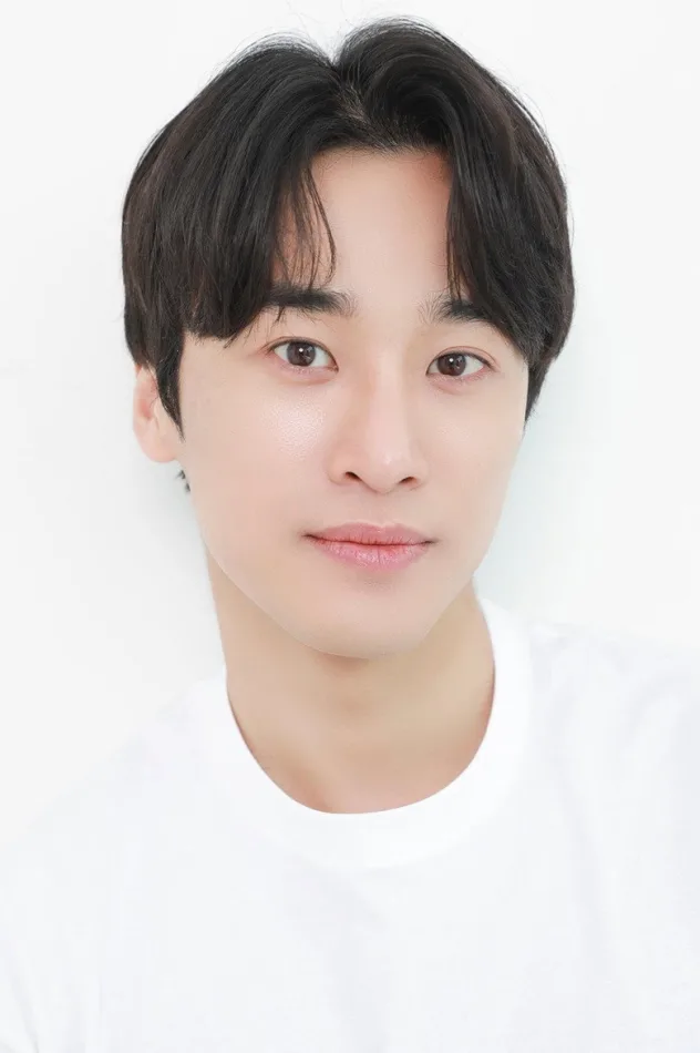 신우겸 fotoğrafı