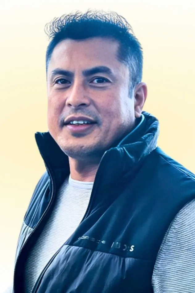 Dhiren Shakya fotoğrafı