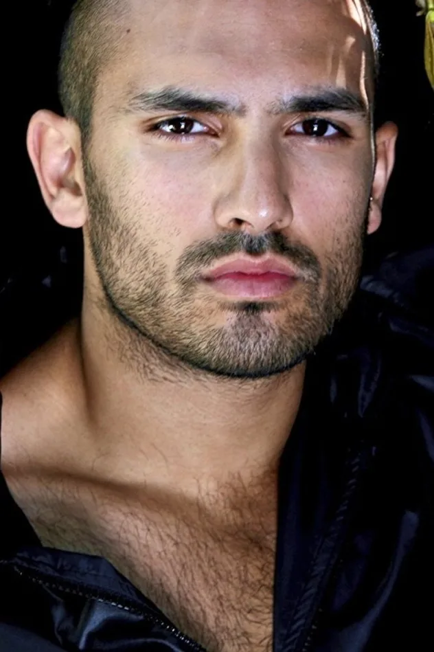 Hadrian Howard fotoğrafı