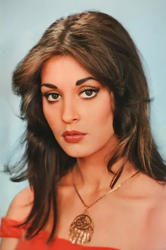 Cover image for Necla Nazır