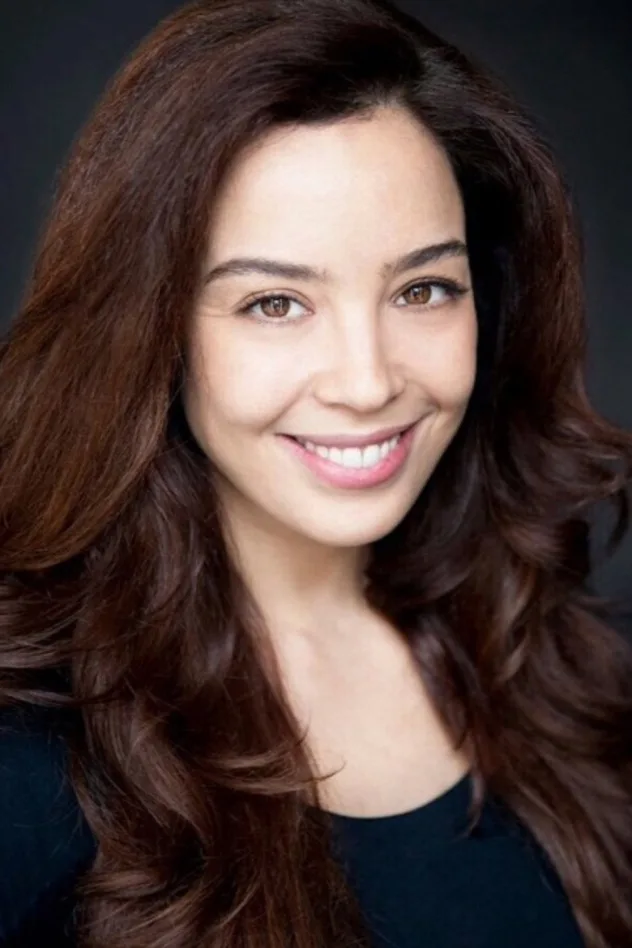 Azra Akın photo