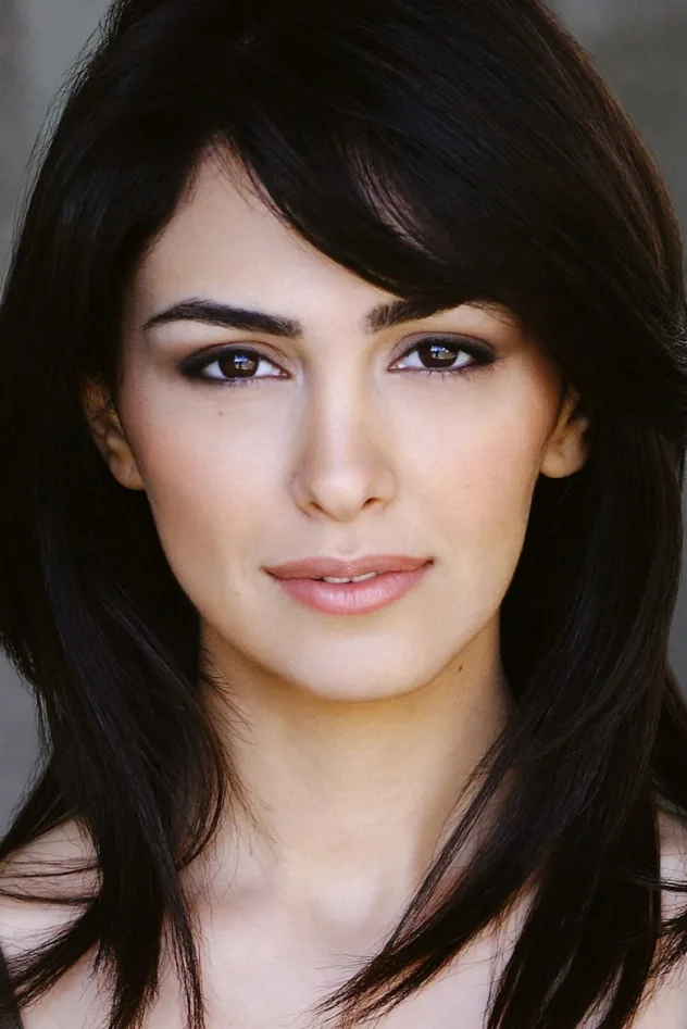 Nazanin Boniadi fotoğrafı