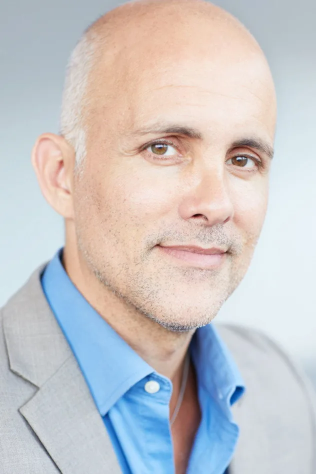 Simon Anthony fotoğrafı