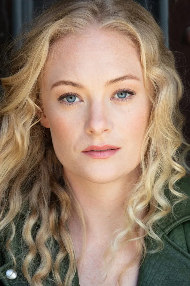 Lauren Sweetser fotoğrafı