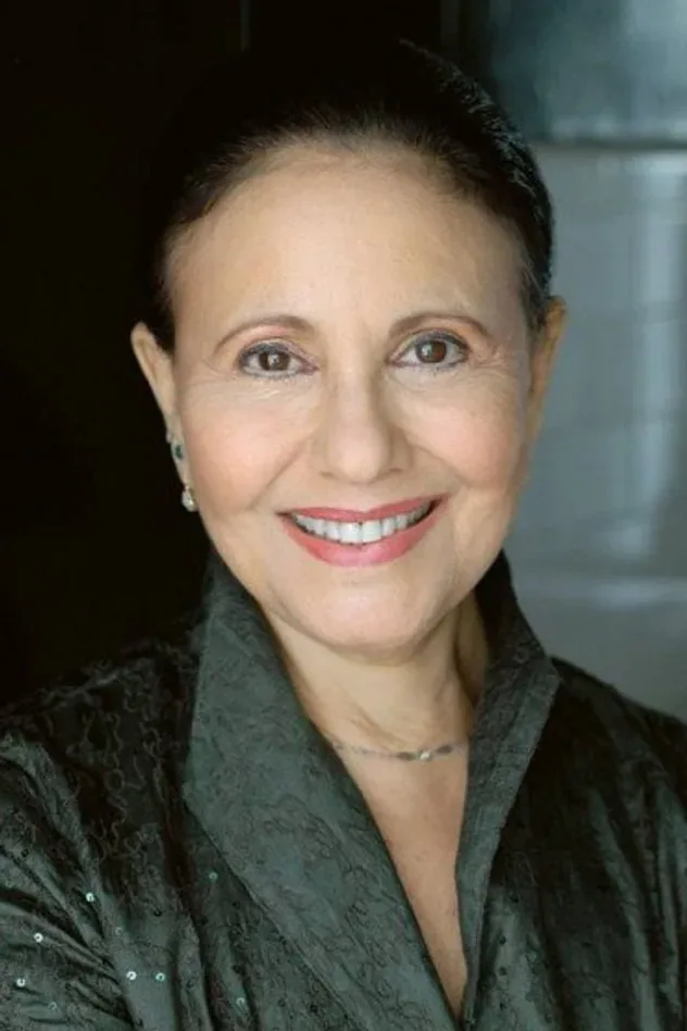 Julie Garfield için kapak görseli