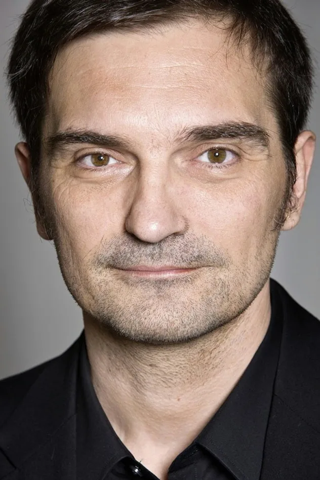 Cover image for Leon Lučev