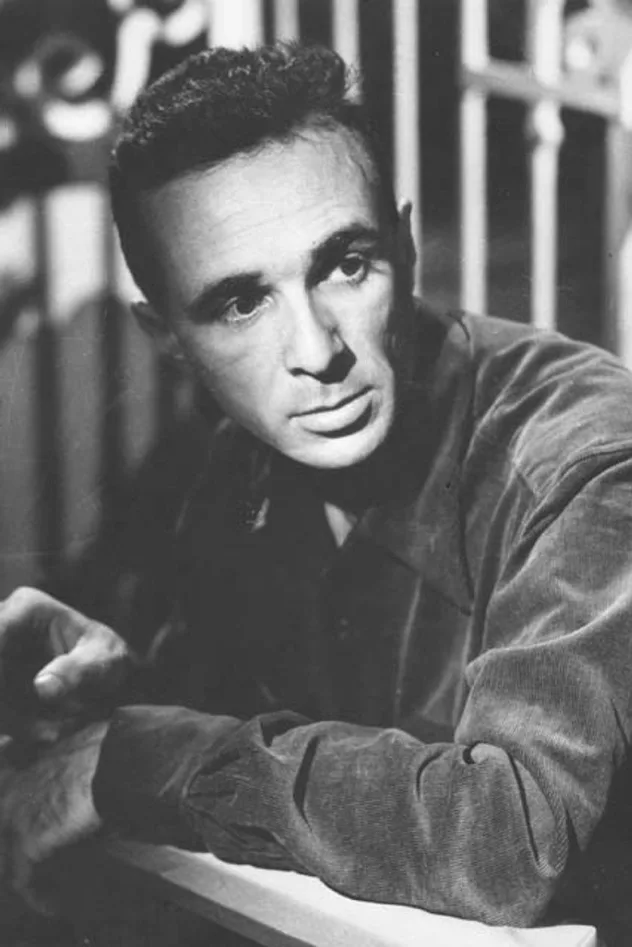 صورة César Enríquez