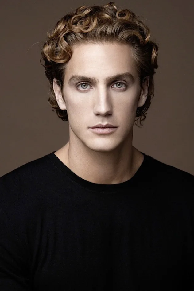 Eugenio Siller için kapak görseli