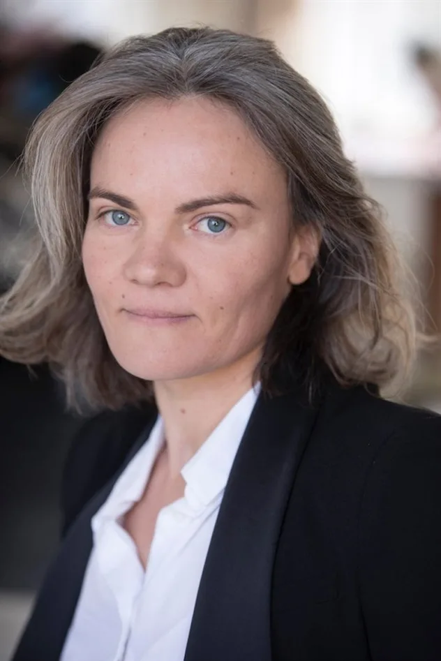 Véronique Royer için kapak görseli