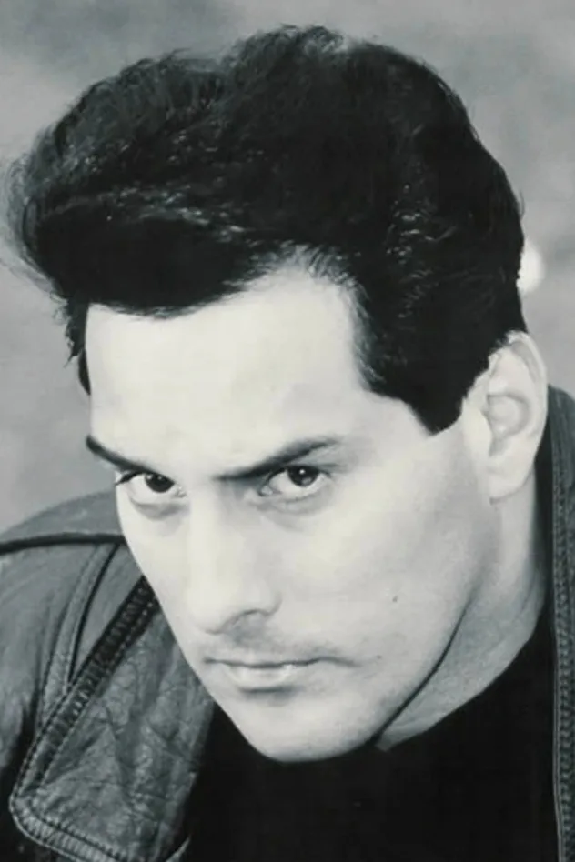 Peter Bucossi fotoğrafı