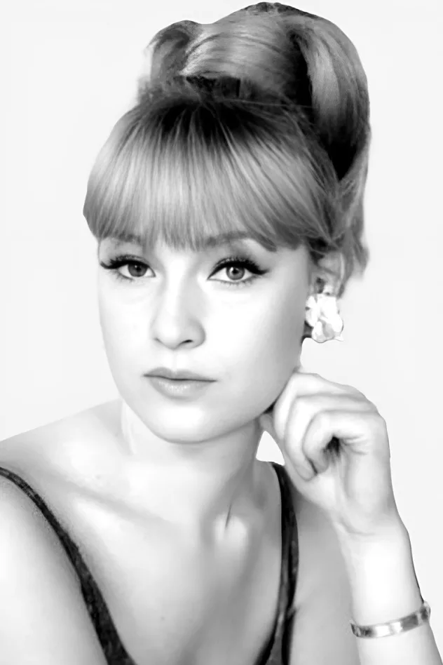 Cover image for Christa Lang