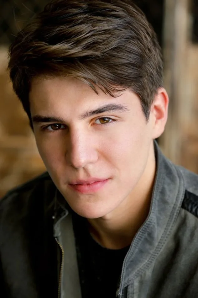 Michael Grant fotoğrafı
