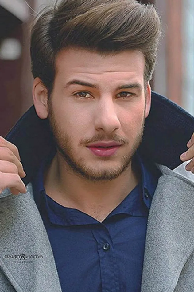 Обложка для Mustafa Mert Koç