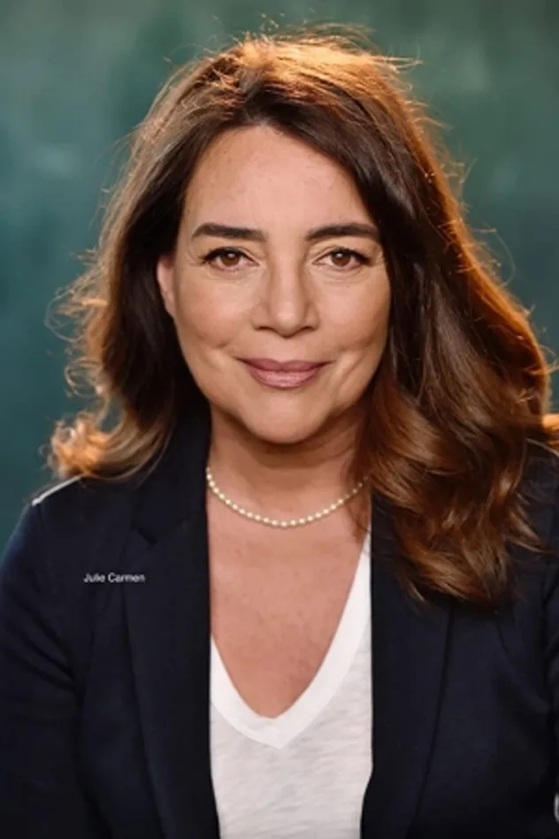 Julie Carmen fotoğrafı
