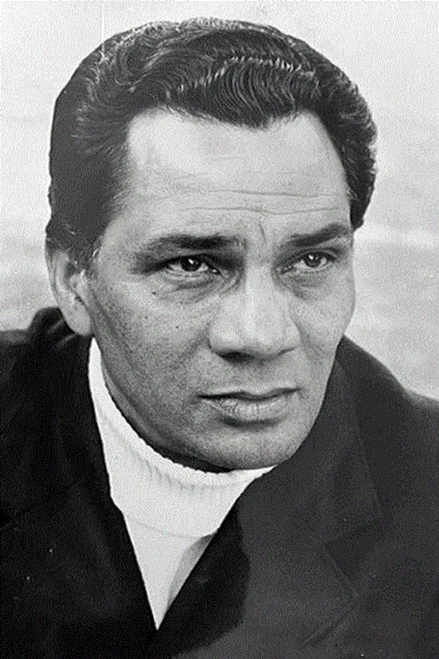 Enrique Lucero fotoğrafı