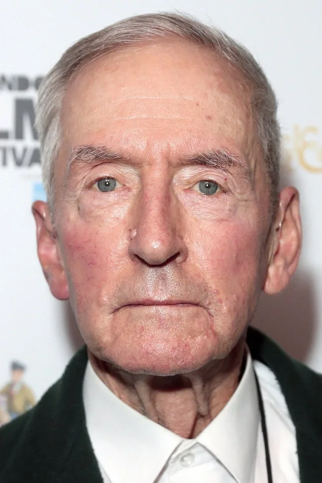 Cover image for Raymond Briggs