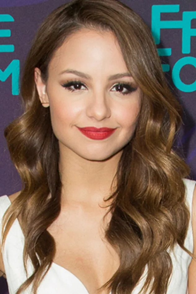 Aimee Carrero fotoğrafı