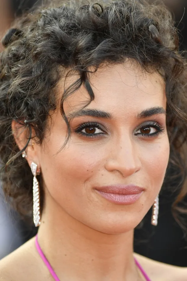 Camélia Jordana fotoğrafı