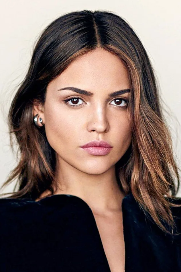 Eiza González fotoğrafı