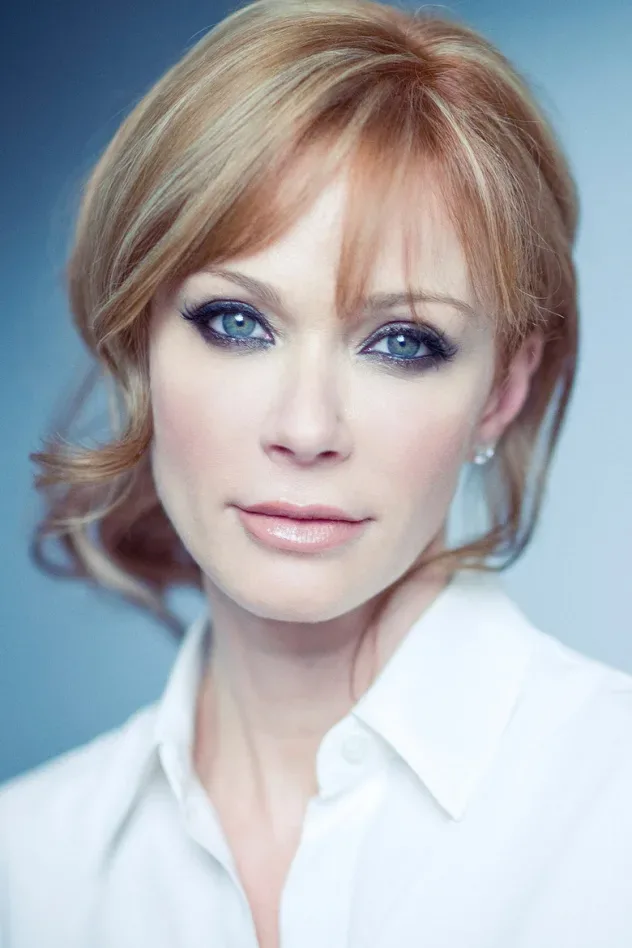 Обложка для Lauren Holly