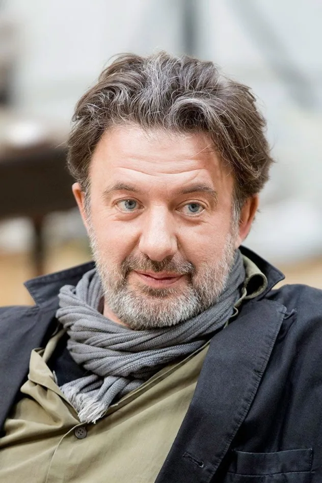 Jay Villiers fotoğrafı