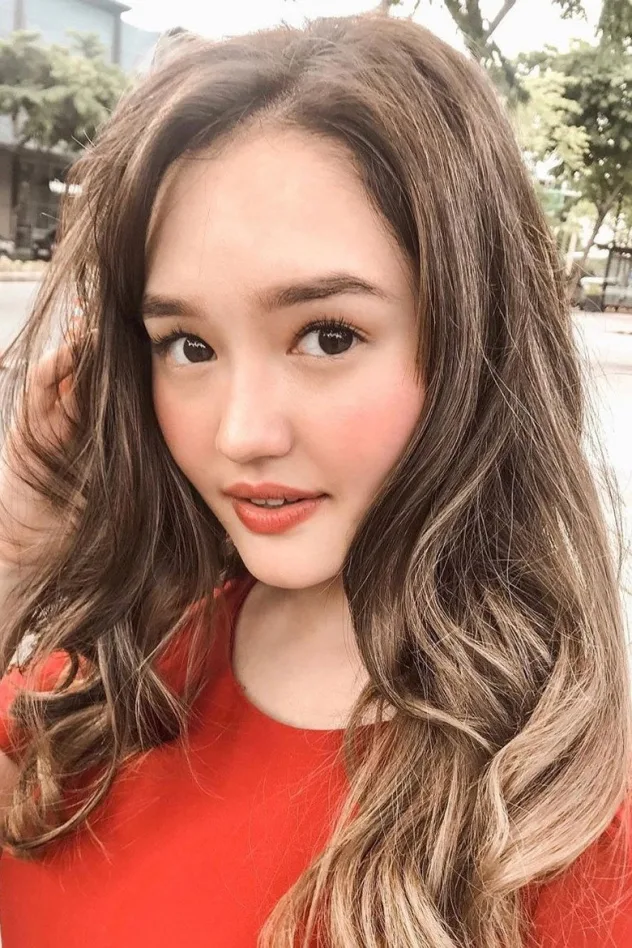 foto de Mika Dela Cruz