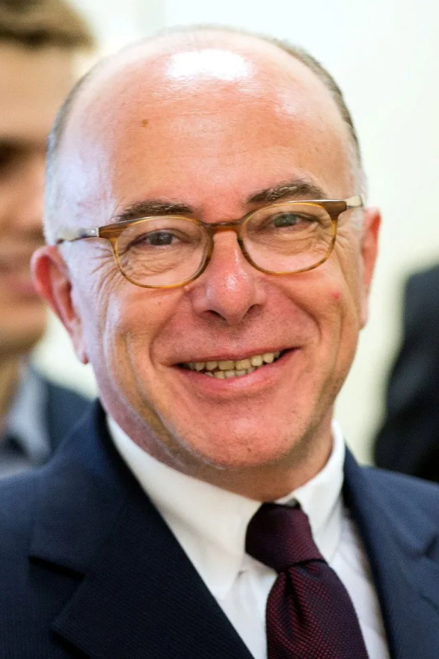 Imagen de portada para Bernard Cazeneuve