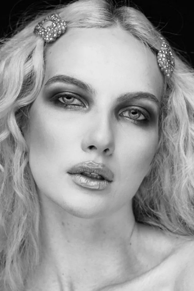 Imagen de portada para Holly Anne Frink