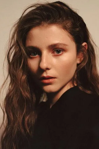 Thomasin McKenzie fotoğrafı