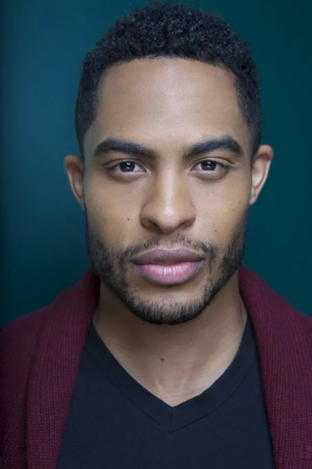 Brandon P Bell fotoğrafı
