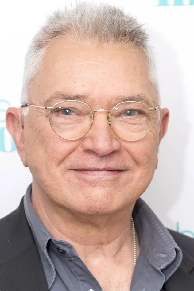 Martin Shaw fotoğrafı