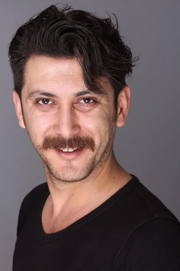 Imagen de portada para Cavit Özer