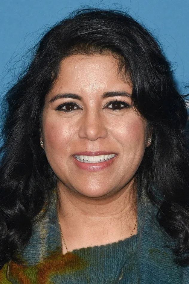 Nisha Ganatra fotoğrafı