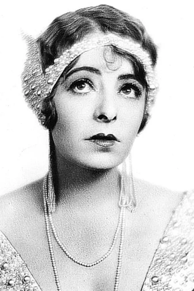 фото Dorothy Davenport