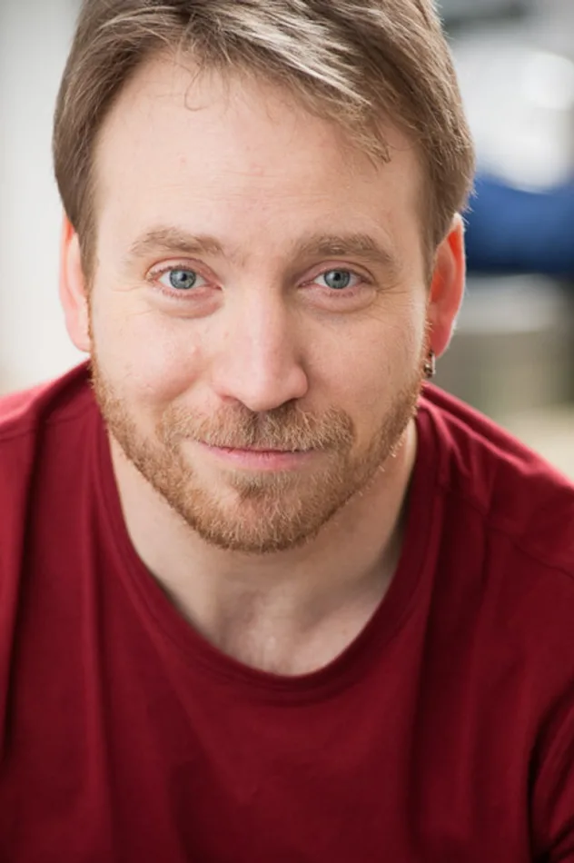 Trevor Devall fotoğrafı