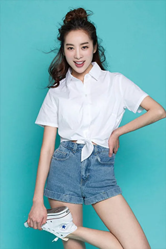 Обложка для Tong Yixuan