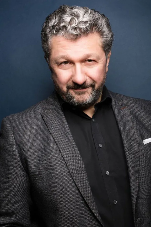 صورة الغلاف لـ Aykut Kayacık