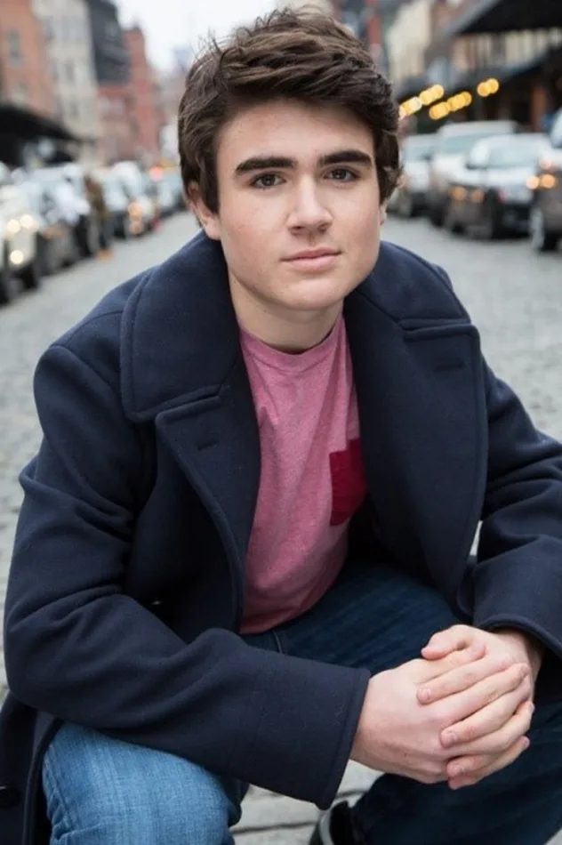 Harrison Holzer fotoğrafı