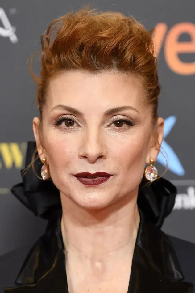 Cover image for Najwa Nimri