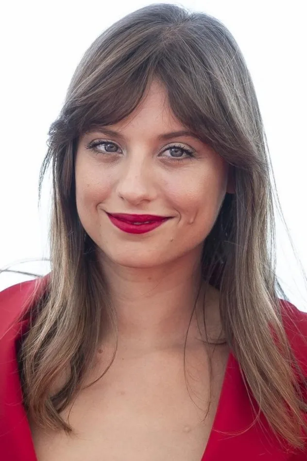 Michelle Jenner fotoğrafı