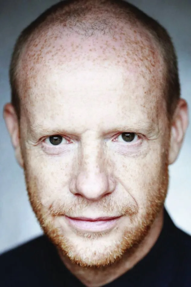 Jonathan Slinger fotoğrafı