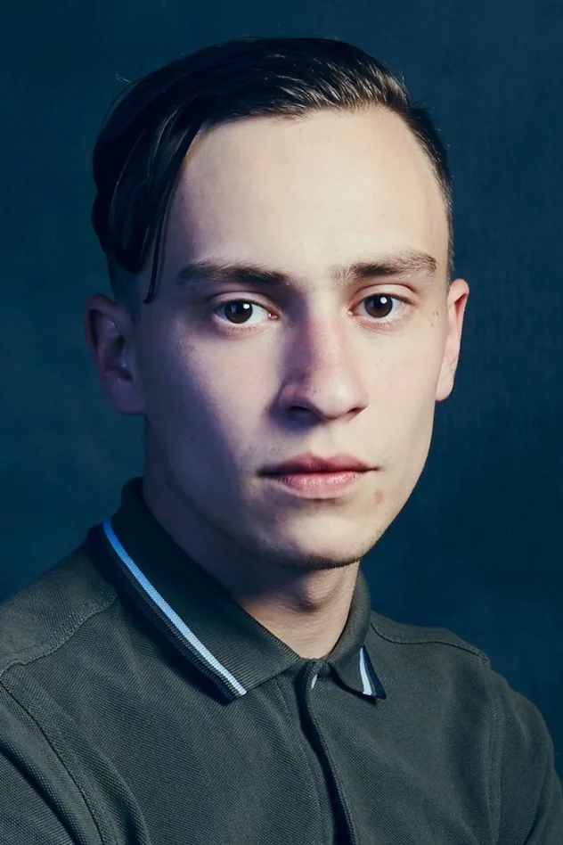 Keir Gilchrist fotoğrafı