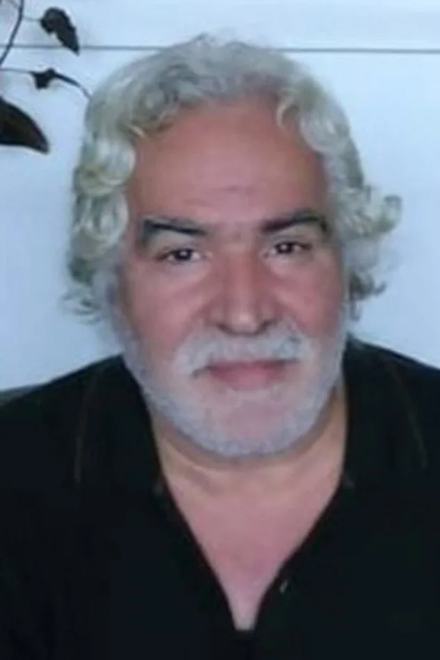 نزار أبو حجر