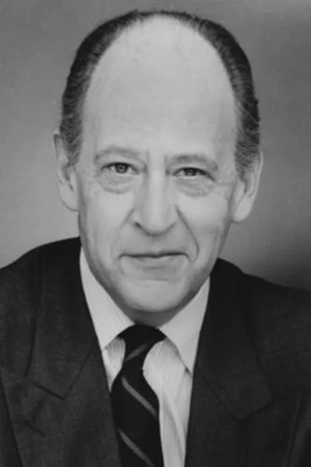 Earl Boen fotoğrafı