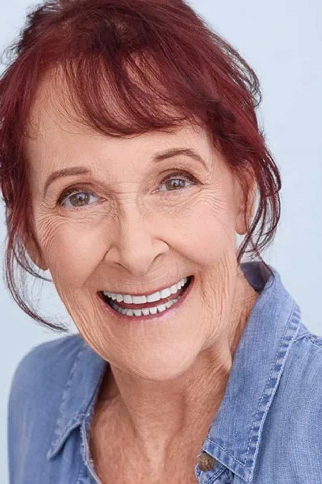 صورة الغلاف لـ Ivy Jones