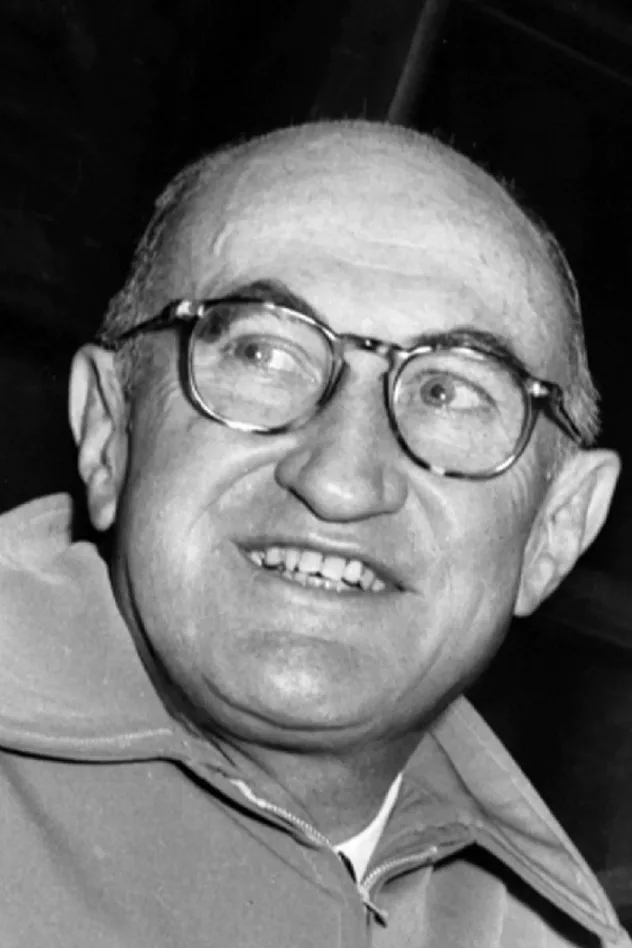 Alfred L. Werker fotoğrafı