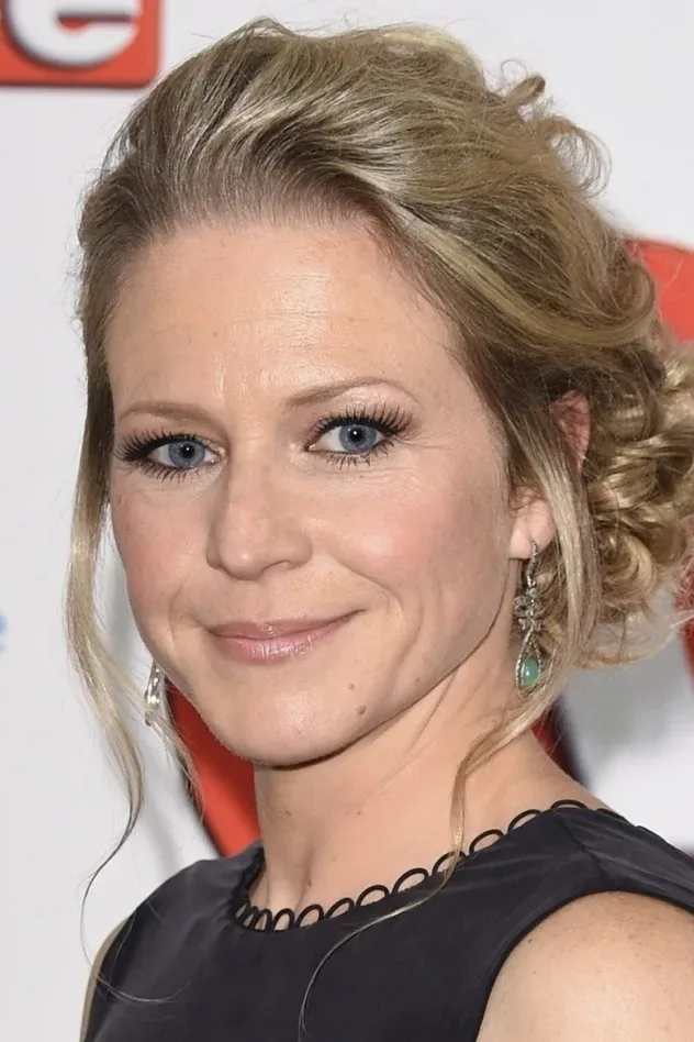 Обложка для Kellie Bright
